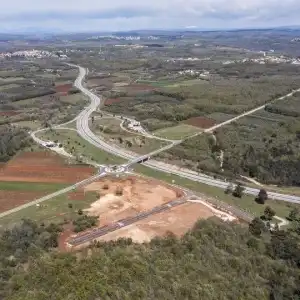 Foto aeree esclusive della Zona imprenditoriale di Strpe