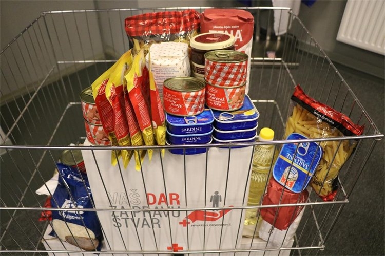 Crveni križ Bujštine započeo sa provedbom projekta HCK koji je namijenjen novonezaposlenim osobama